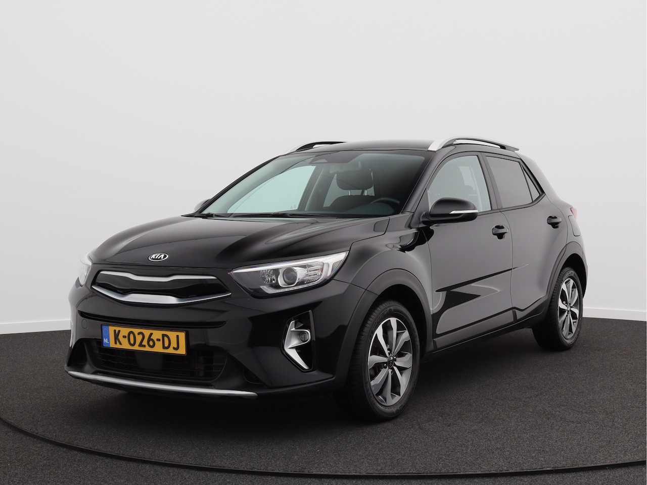 Kia Stonic - 1.0 T-GDi MHEV DynamicPlusLine/ zeer mooi! - AutoWereld.nl