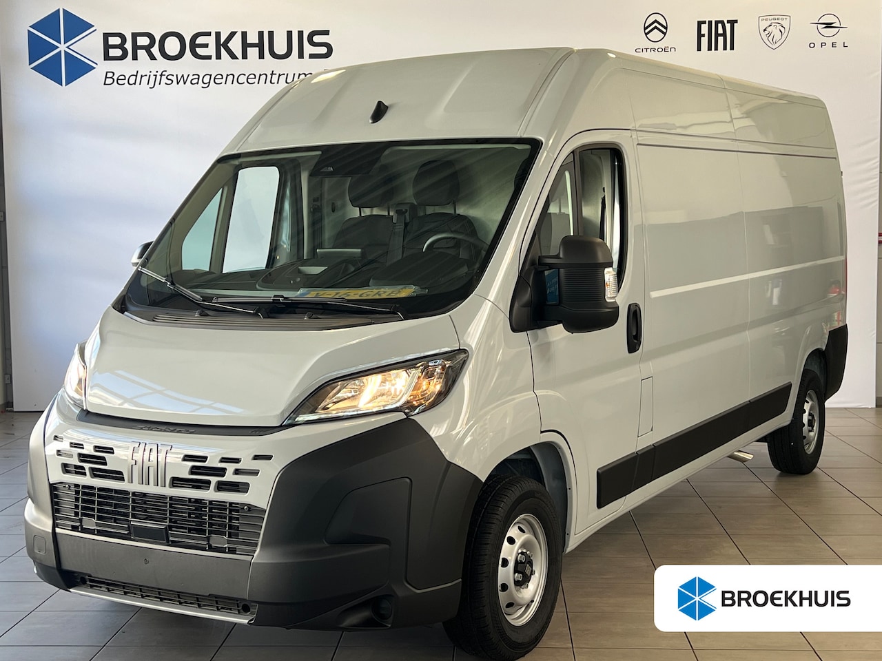 Fiat Ducato - 2.2 MultiJet 140 S&S L3H2 3.3t | Achteruitrijcamera | Airco (automatisch) | Apple Carplay/ - AutoWereld.nl