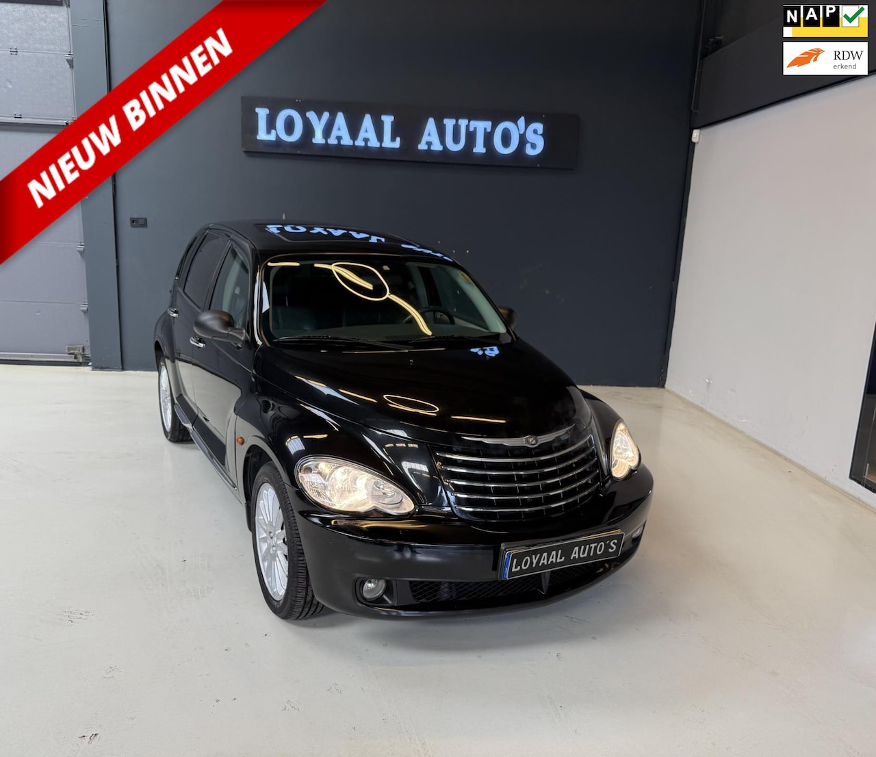 Chrysler PT Cruiser - 2.4i Limited| AUTOMAAT | AIRCO | CRUISE | LEER | APK | NAP - AutoWereld.nl