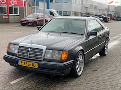 Mercedes-Benz 200-500 (W124) - 300 CE/AUTOMAAT/ 2e EIG/airco/ pano/ stoelverwarming/ volle opties