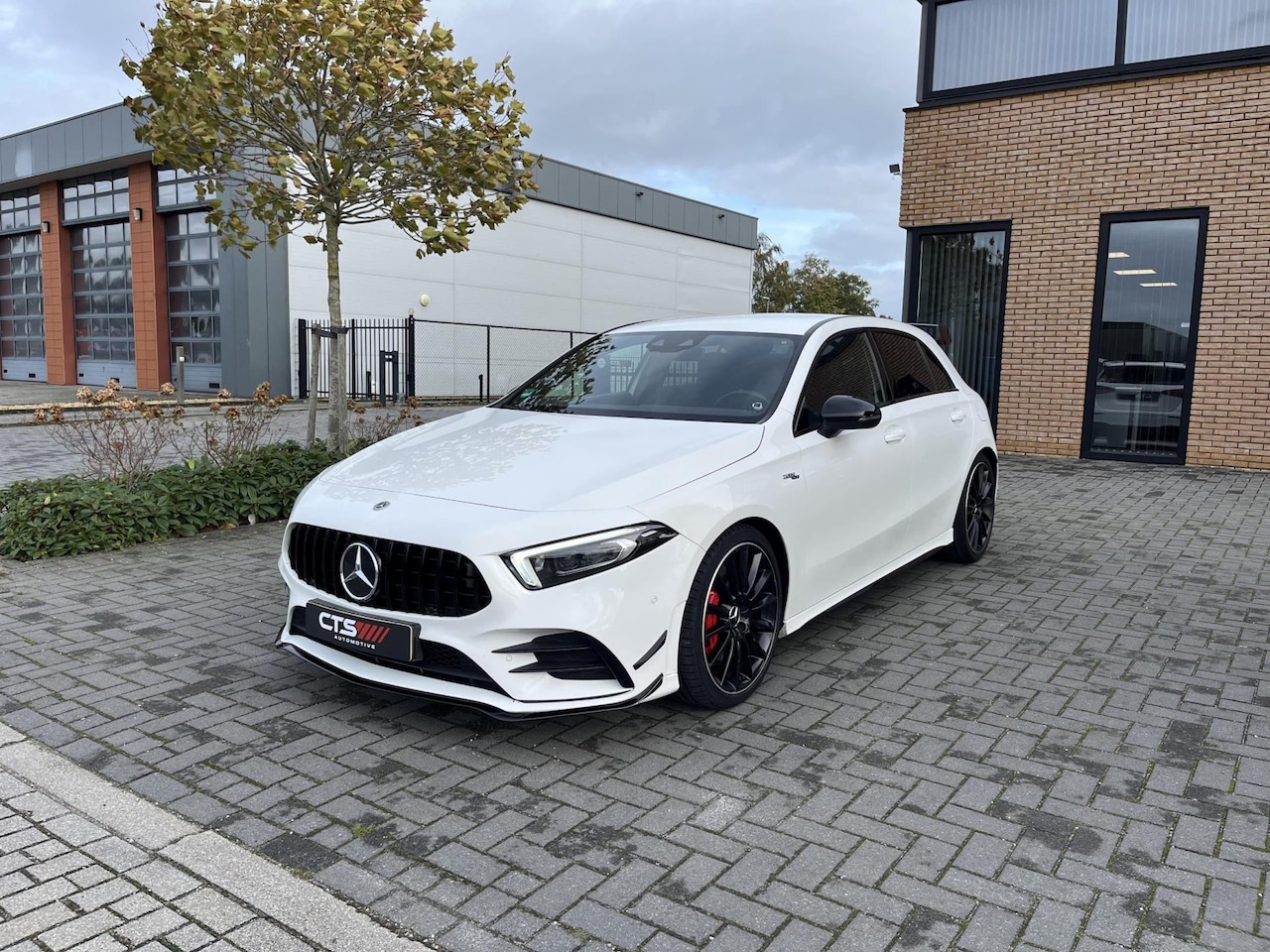 Mercedes-Benz A-klasse - AMG 35 4MATIC Premium Plus | Aero | Night - AutoWereld.nl