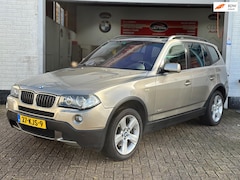 BMW X3 - 2.0i BJ:2008 Pano Leder Cruisecontrol Navi Xenon NAP
