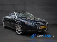 Audi A4 Cabriolet - 4.2 V8 S4 quattro