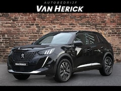 Peugeot 2008 - 1.2 PureTech GT Pack 155PK Automaat | ACC | Focal Audio | Stoelverwarming
