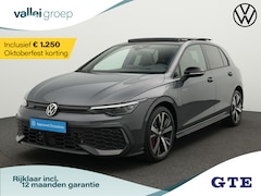 Volkswagen Golf - 1.5 eHybrid 272 pk DSG GTE | Panoramadak | IQ Light | Head-up display | Stuur-/stoelverwar