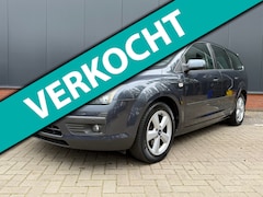 Ford Focus Wagon - 1.6-16V Futura (Eerste eigenaar|12 mnd BOVAG garantie)