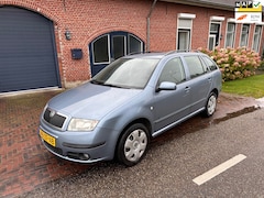 Skoda Fabia Combi - 1.4-16V Spirit+ Nieuwe apk bij aflevering
