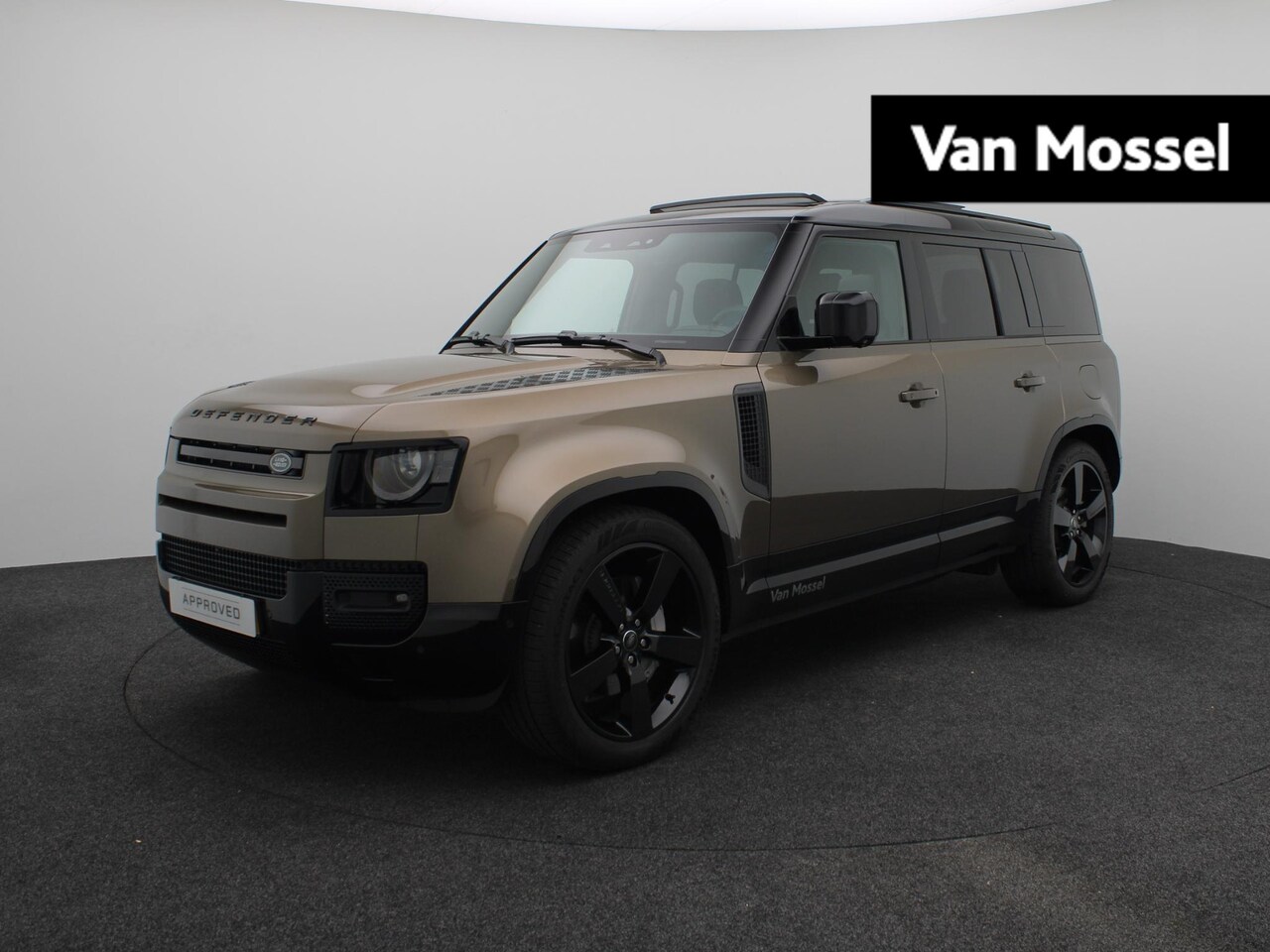 Land Rover Defender 110 - 2.0 P300e X-Dynamic SE 22" velgen - AutoWereld.nl