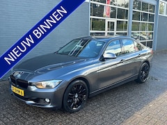 BMW 3-serie - 320i Executive