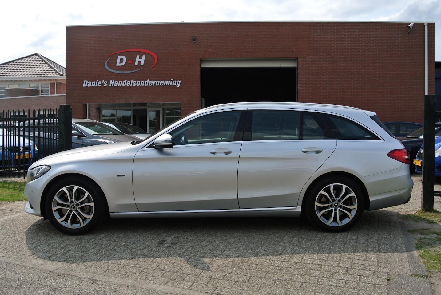 Mercedes-Benz C-klasse Estate - 350 e automaat apk 18-09-2026 inruil mogelijk - AutoWereld.nl