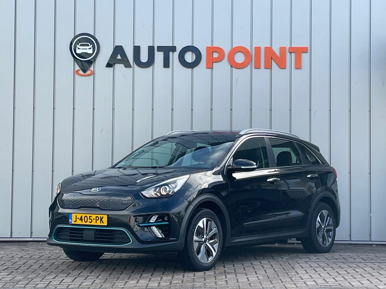 Kia e-Niro - DynamicLine 64 kWh 1E EIG DEALEROND FASE 3|CAMERA|STOELVRM+STUURVRM|LEDER|NAVI|APPLECARPLA - AutoWereld.nl