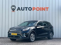 Kia e-Niro - DynamicLine 64 kWh 1E EIG DEALEROND FASE 3|CAMERA|WARMTEPOMP|STOELVRM+STUURVRM|APPLECARPLA