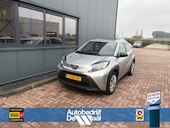 Toyota Aygo X - 1.0 VVT-i MT Play 5-drs. CAMERA/CARPLAY/DAB/ADAPT.CRUISE
