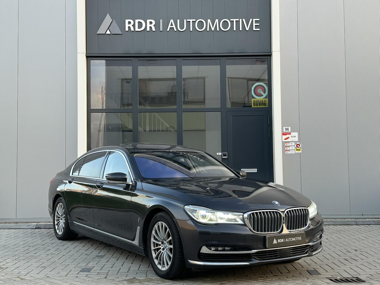 BMW 7-serie - 740Le Softclose / Vol Opties / Sport Sound - AutoWereld.nl