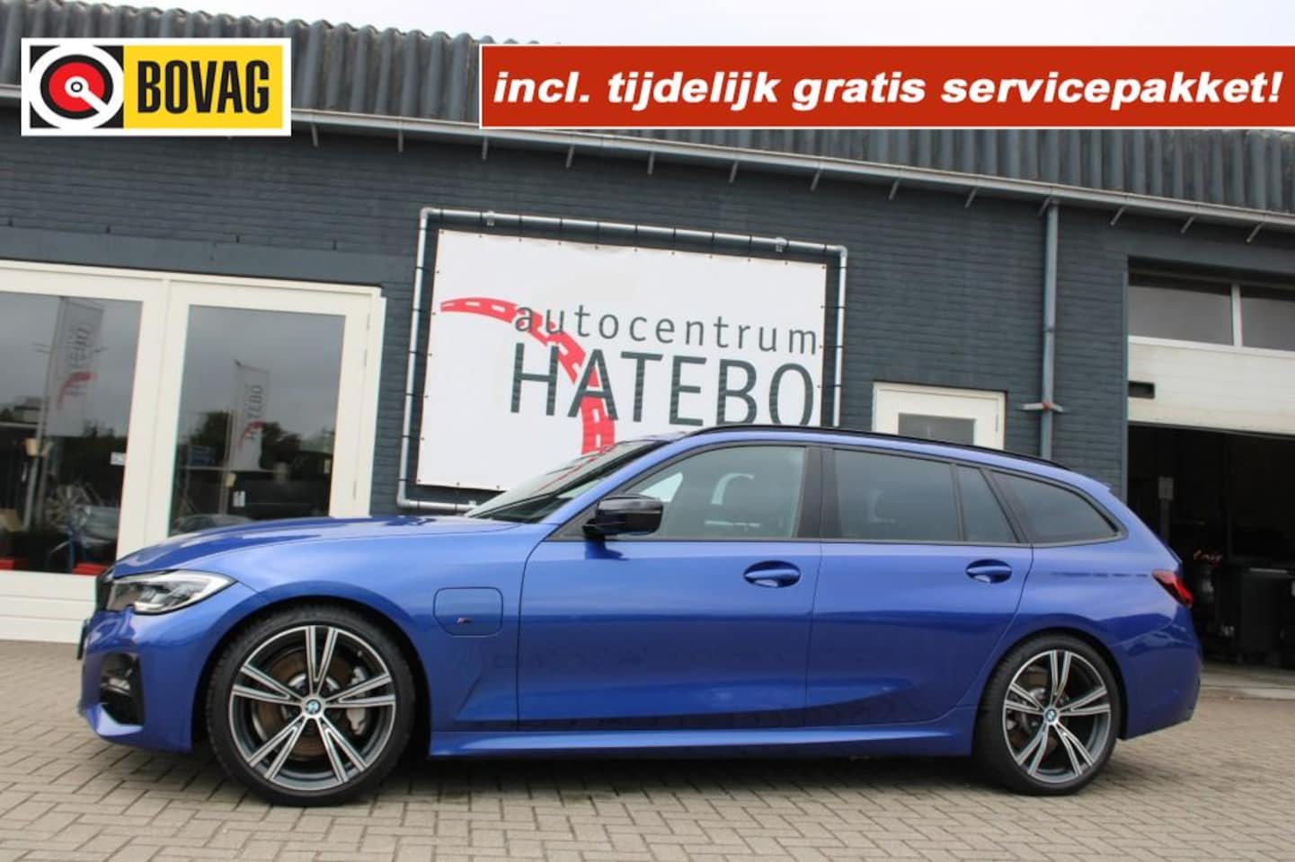 BMW 3-serie - 330e X-Drive M-Sport High Executive Leder Panorama HEUD Super!! - AutoWereld.nl