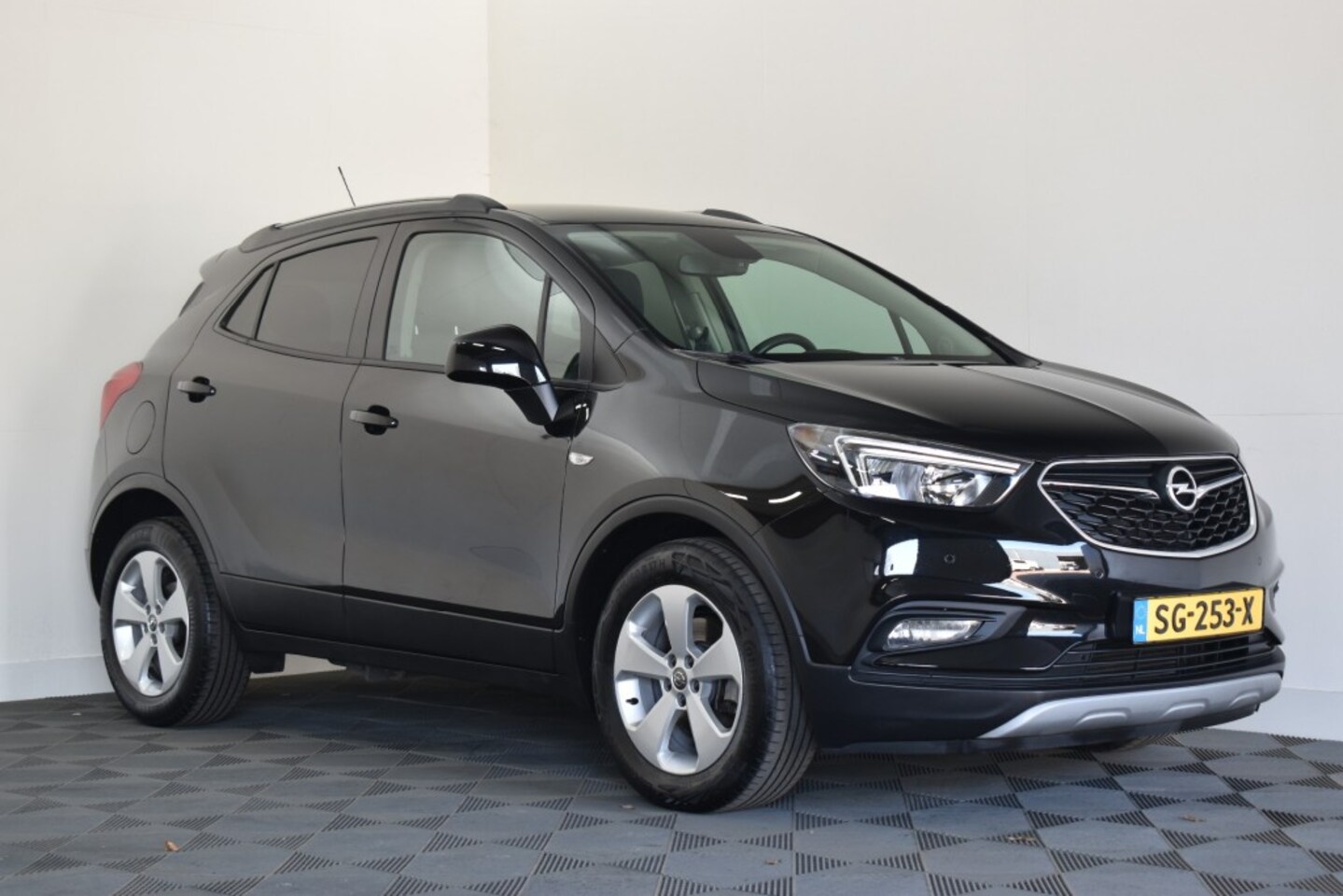 Opel Mokka X - 1.4 Turbo 140PK Business+ - AutoWereld.nl