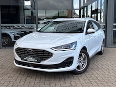 Ford Focus - 1.0 EBH TITANIUM X AIRCO WIDESCREEN PDC WINTERPACK