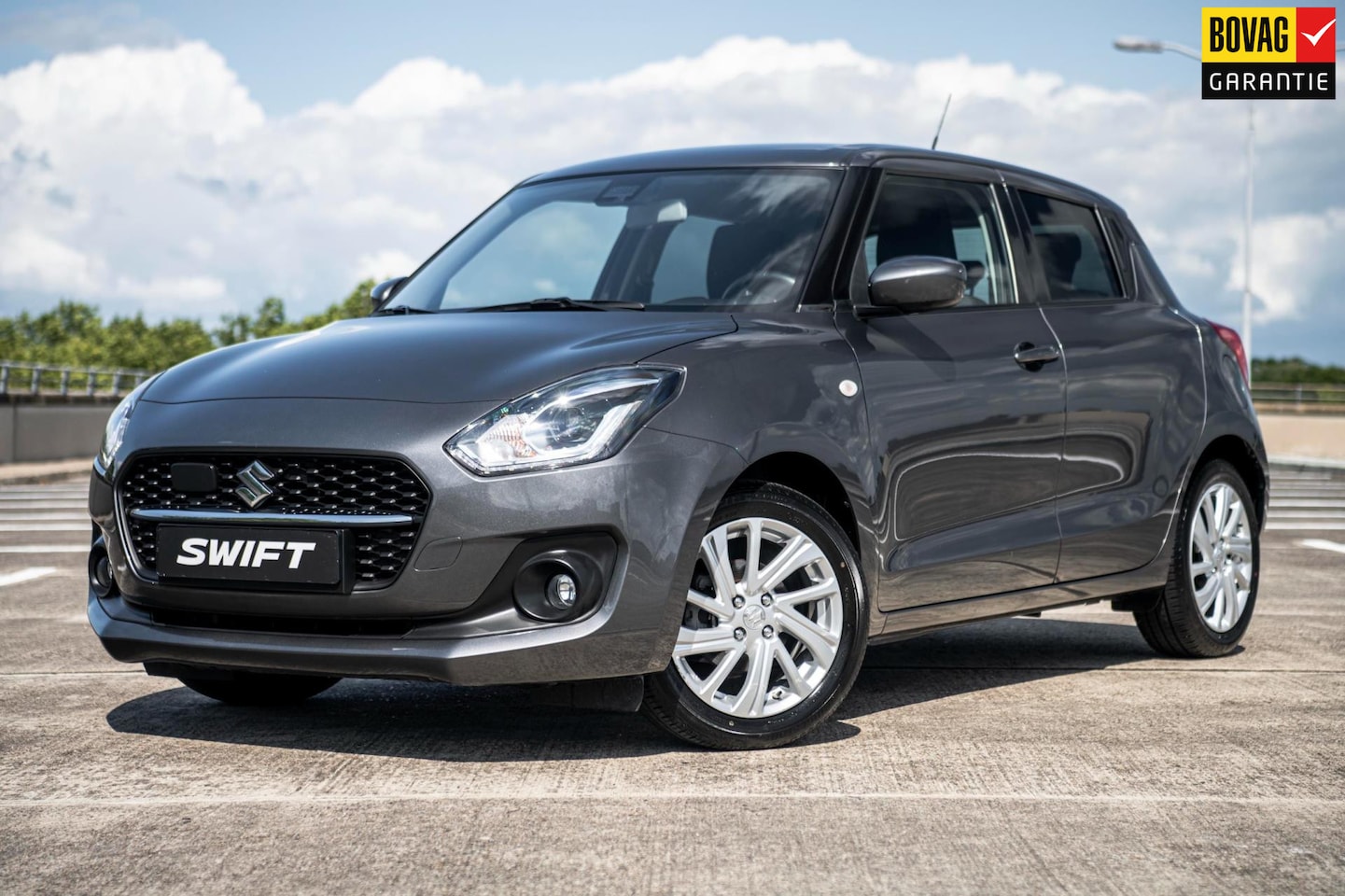 Suzuki Swift - 1.2 Select Smart Hybrid | Automaat | Airco | Adaptieve Cruise Control | Camera | Navigatie - AutoWereld.nl