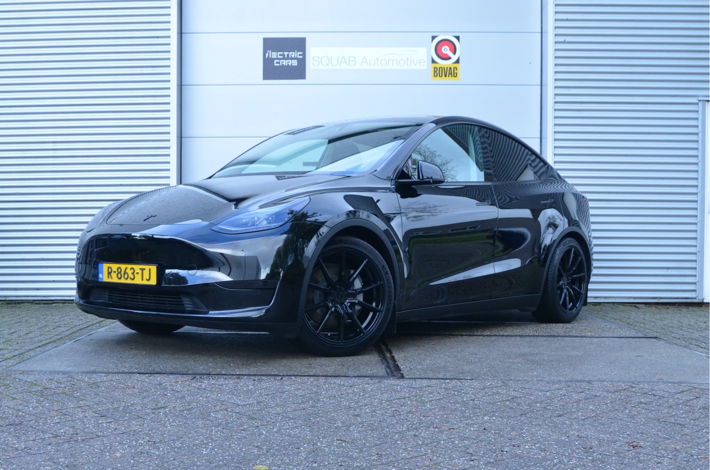Tesla Model Y - RWD 58 kWh LFP Accu, Trekhaak (1.600kg), 20",  AutoPilot - AutoWereld.nl