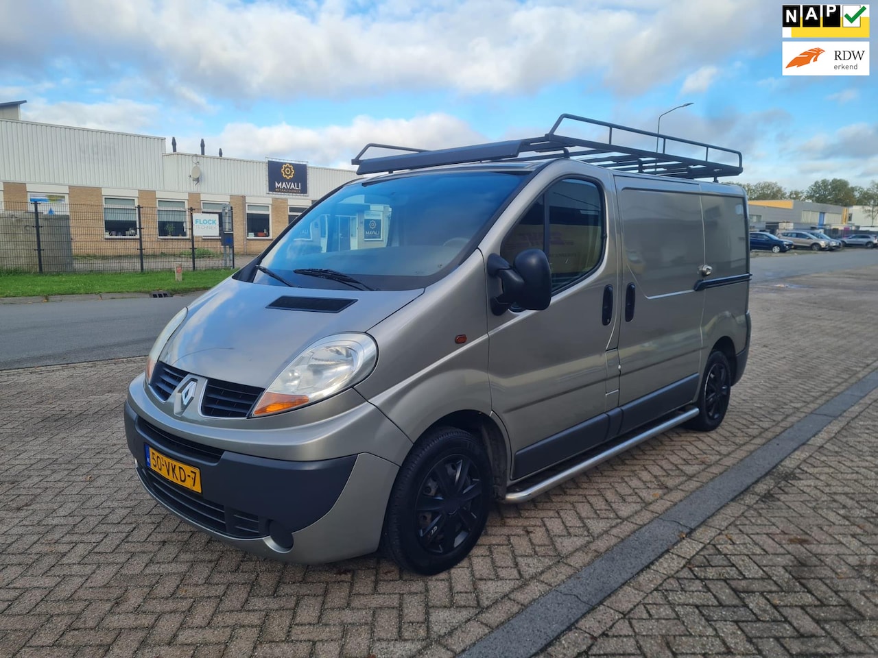 Renault Trafic - 2.0 dCi T27 L1H1dubbele schuifdeur - AutoWereld.nl