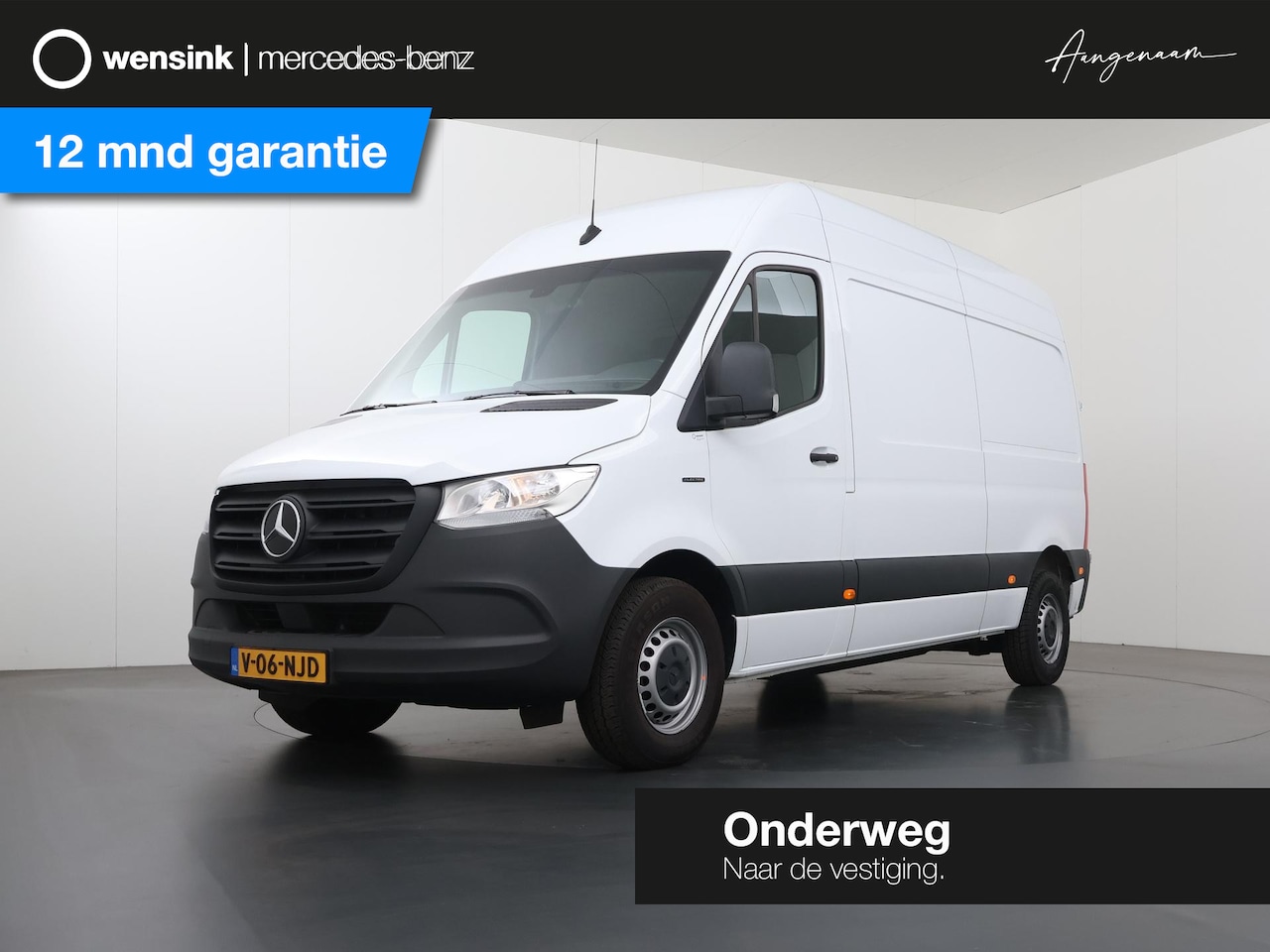 Mercedes-Benz eSprinter - L2 H2 | 55 kWh | Parkeercamera | Bluetooth | Stoelverwarming | Keyless Go | Certified - AutoWereld.nl