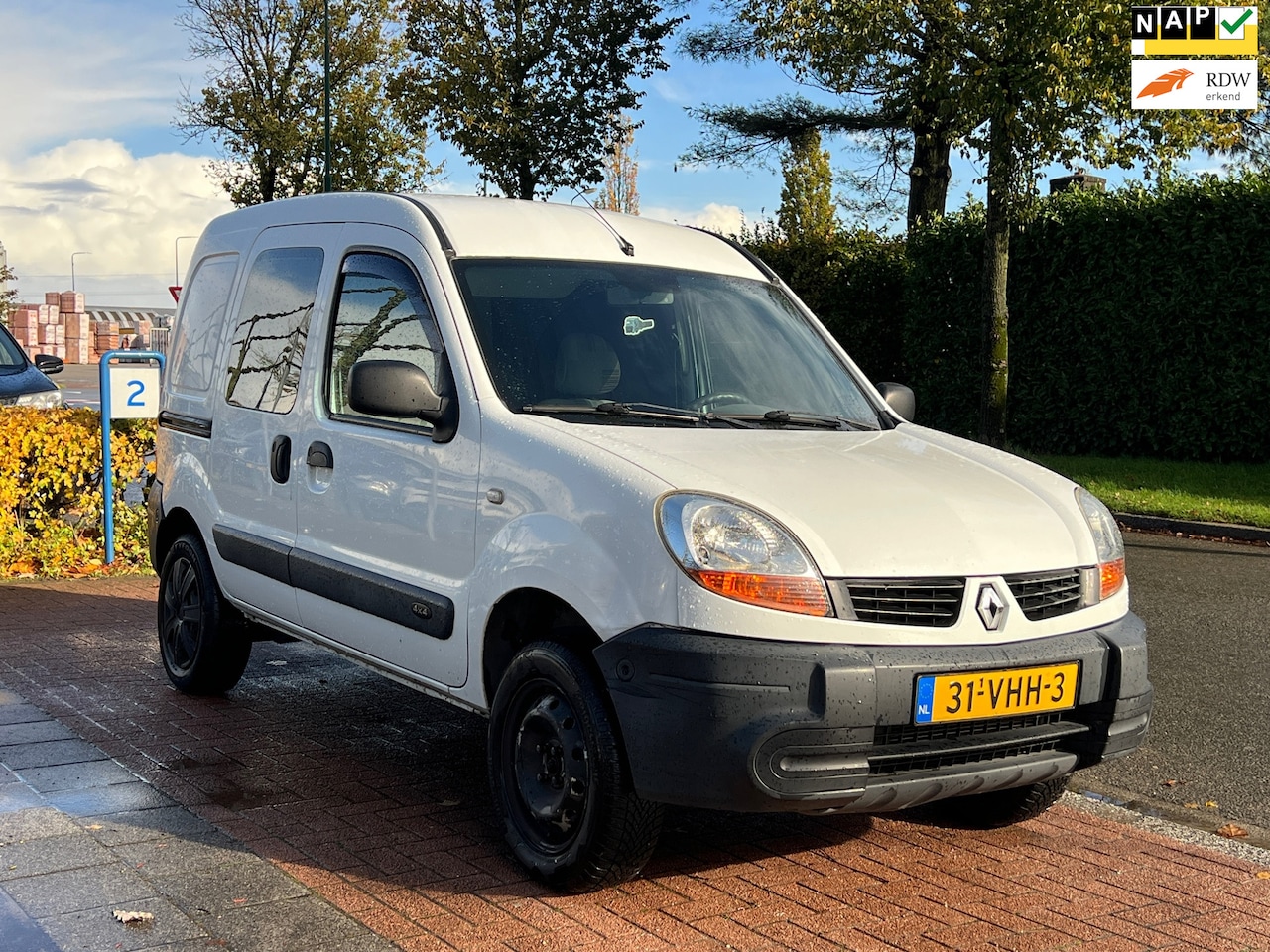 Renault Kangoo Express - 1.6 Confort 4x4 **AIRCO/ TREKHAAK - AutoWereld.nl
