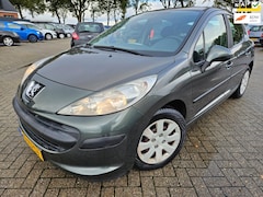 Peugeot 207 - 1.4 Cool 'n Blue 5 Drs 2008. Airco/Cruise/Elektrische ramen etc.. APK 06-2026