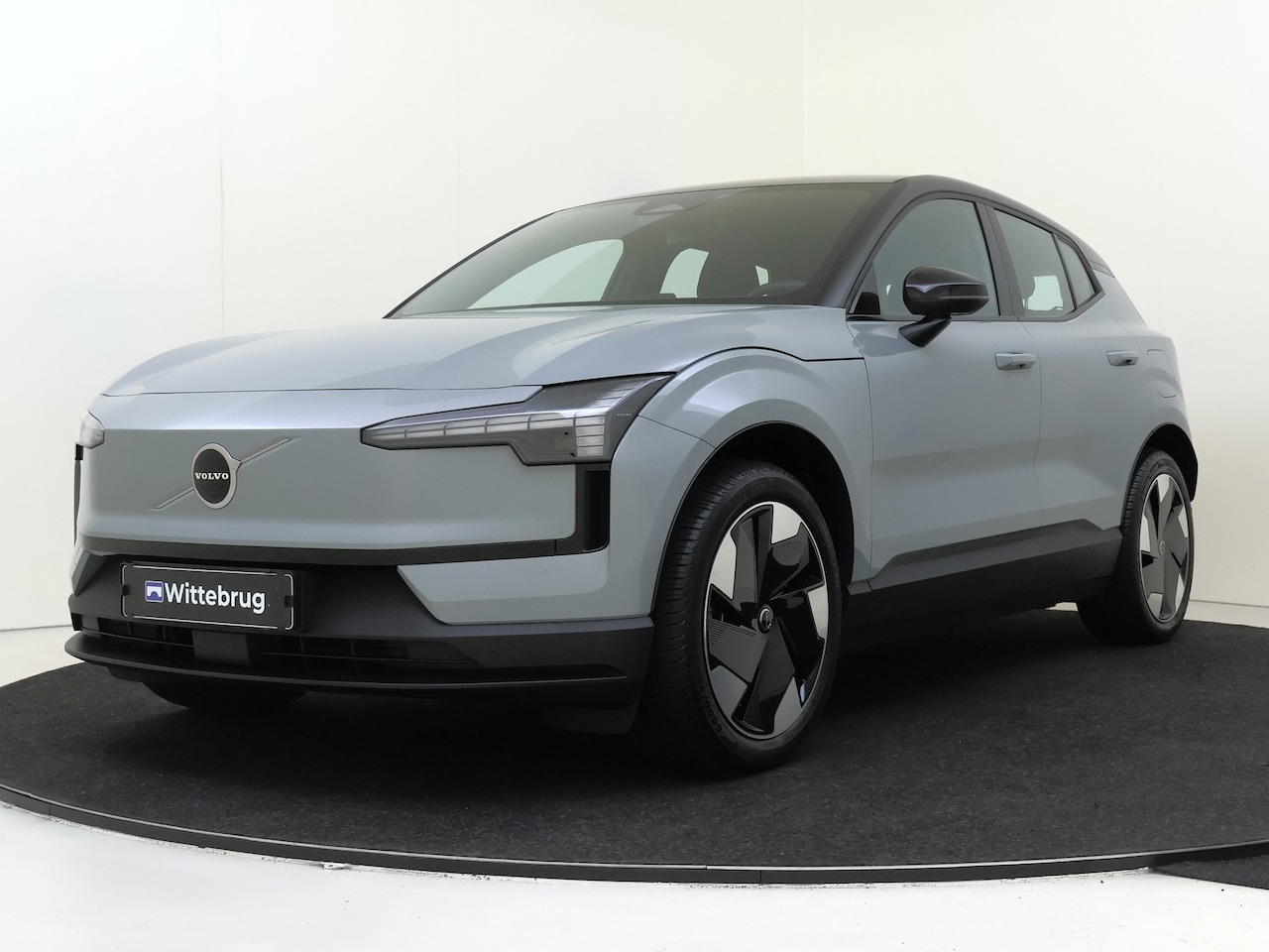 Volvo EX30 - Single Motor Extended Range Plus 69 kWh Unieke auto | Erg lage km stand | Originele Hollan - AutoWereld.nl