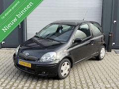 Toyota Yaris - 1.3 VVT-i S-Line