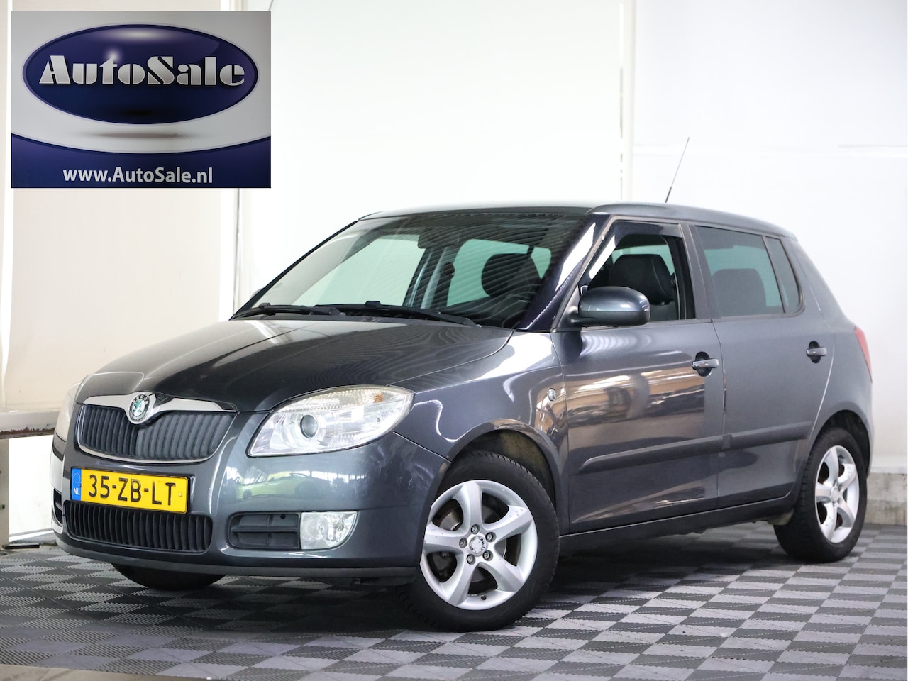 Skoda Fabia - 1.6 AUTOMAAT Sport 2eEIG CRUISE TREKHAAK AIRCO LMV '07 - AutoWereld.nl