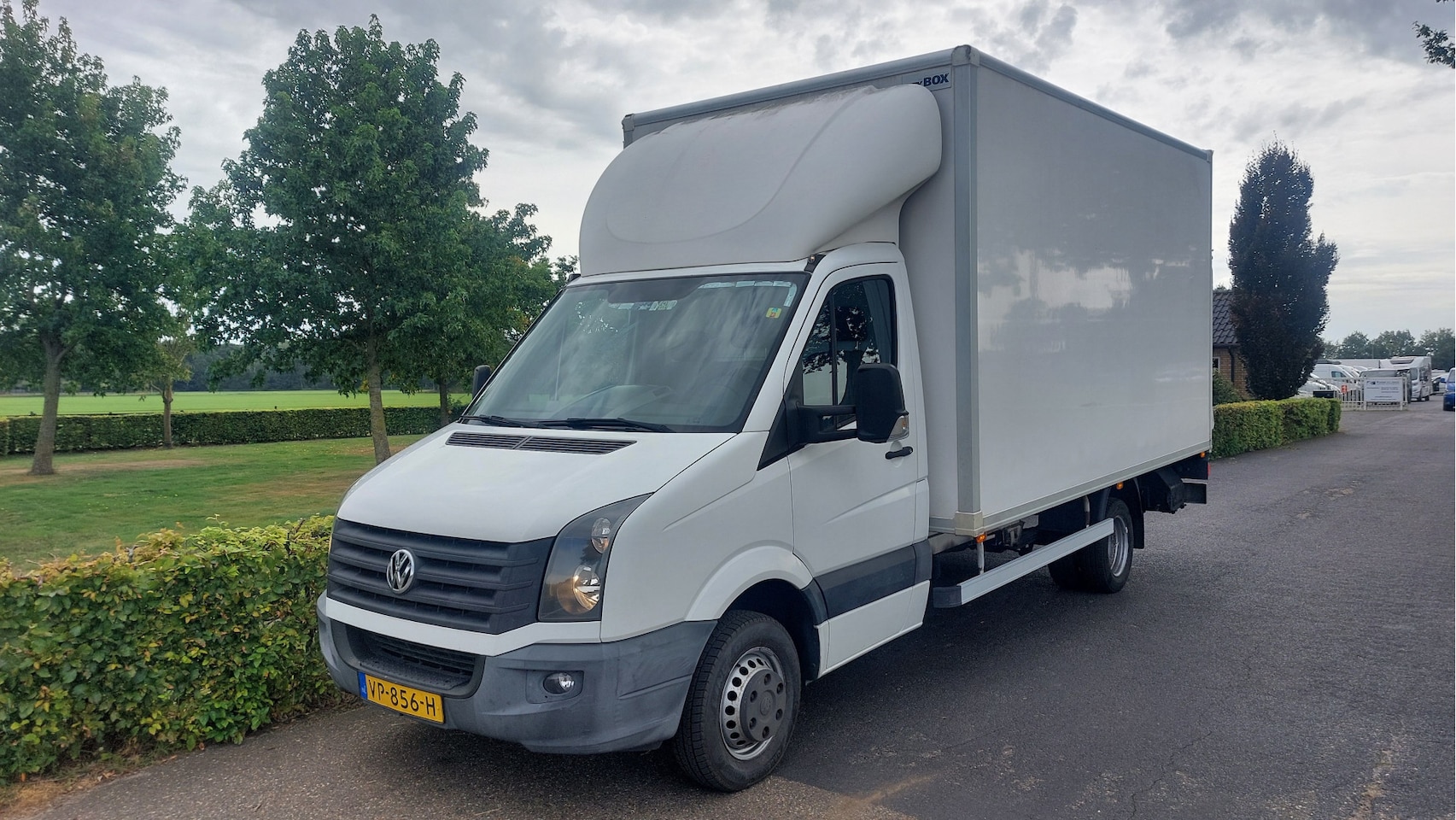 Volkswagen Crafter - 35 2.0 TDI L3H2 AIRCO/LAADKLEP BJ 2015 - AutoWereld.nl
