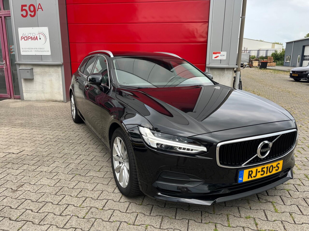 Volvo V90 - 2.0 T5 254pk 90th Anniversary Edition Automaat / Wegklapbare haak / Leder / 18" LM / Navi - AutoWereld.nl