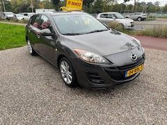 Mazda 3 - 3 2.0 DiSi Business Plus NAVI AIRCO CRUISE CONTR 2eigenaren