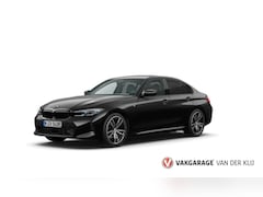BMW 3-serie - 330e xDrive M-Sport | ACC | Camera | Head-Up | Adapt. LED | 19" | Keyless | Elek. Achterkl