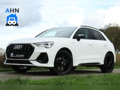 Audi Q3 - 35 TFSI / S-Line / Black Optic / 150PK / Matrix LED / DSG / Navi / ACC / PDC / Trekhaak /