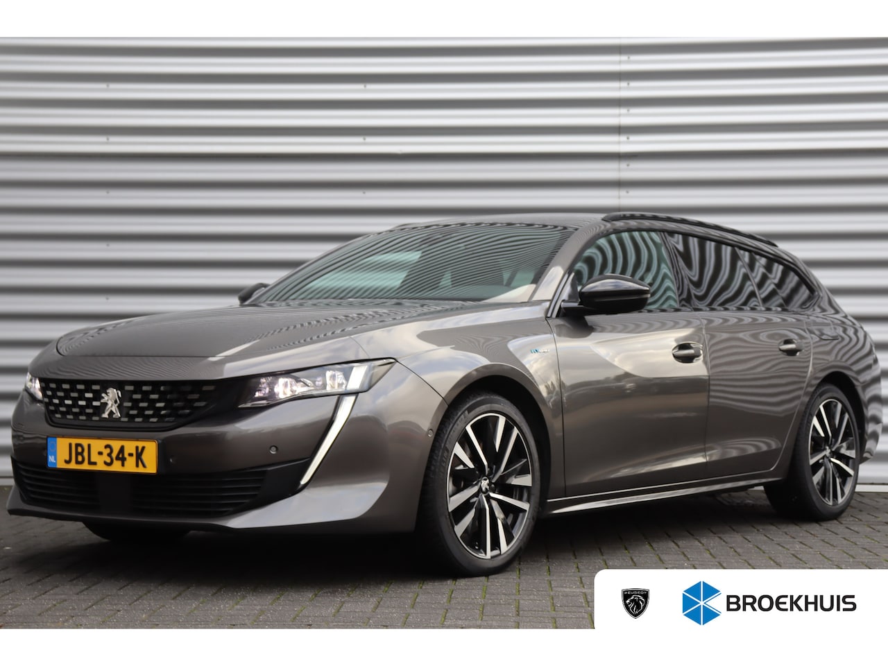 Peugeot 508 SW - 1.6 HYBRID 225PK GT PACK AUTOMAAT / NAVI / LEDER / CLIMA / PDC / AGR / 18" LMV / CAMERA / - AutoWereld.nl