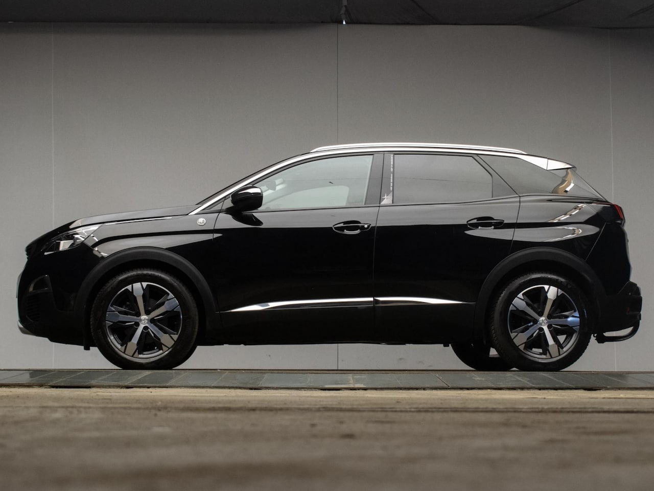 Peugeot 3008 - 1.2 PureTech Allure Sport (APPLE CARPLAY,NAVI,LED,CAMERA,360 VIEW,LEDER,GETINT,CRUISE,CLIM - AutoWereld.nl
