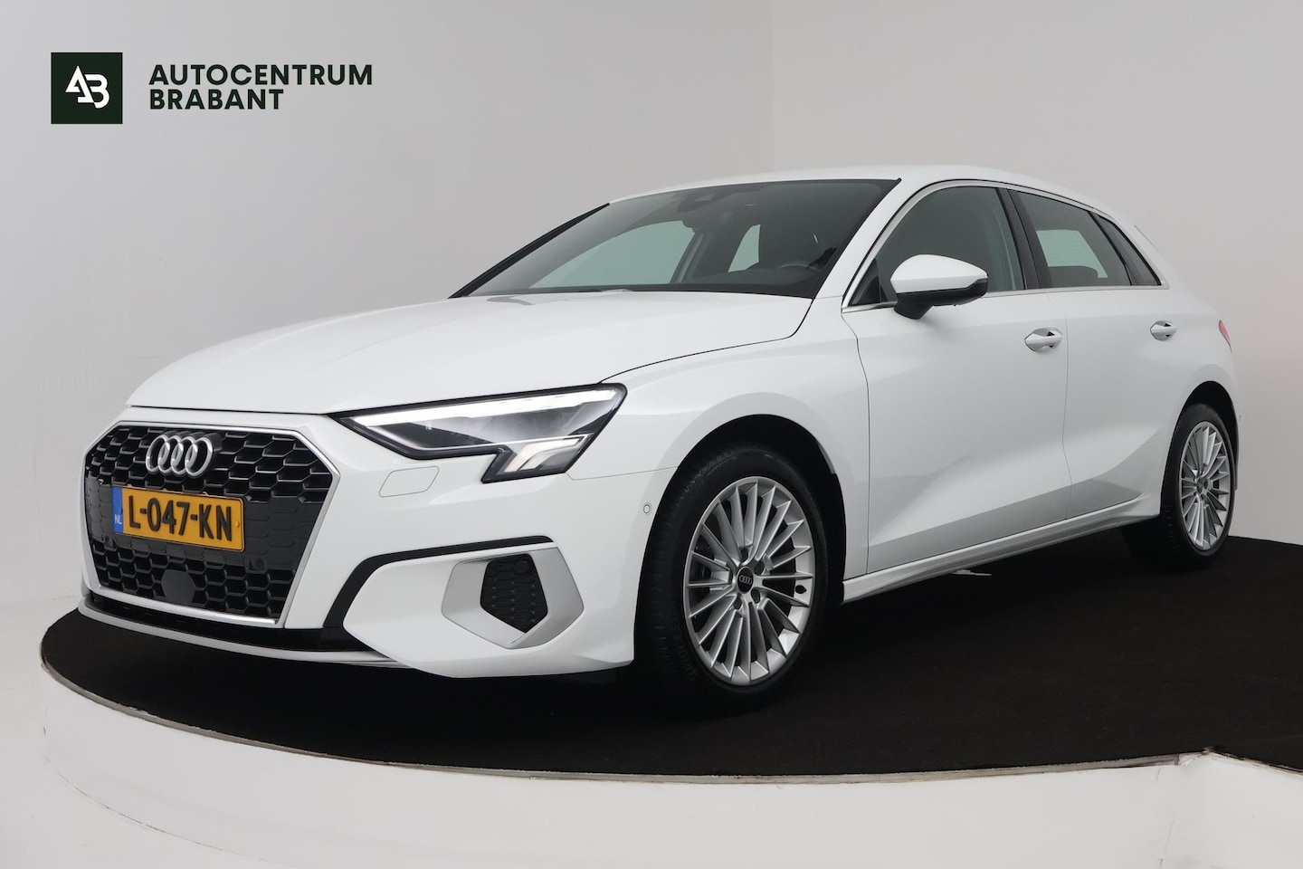 Audi A3 Sportback - 30 TFSI Business edition (DIGITALE COCKPIT, CAMERA, LANE-ASSIST, CRUISE CONTROL ADAPTIEF, - AutoWereld.nl