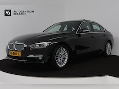 BMW 3-serie - 318i Luxury Edition (PANORAMADAK, DIGITALE COCKPIT, STOELVERWARMING, NAVIGATIE, LEER)