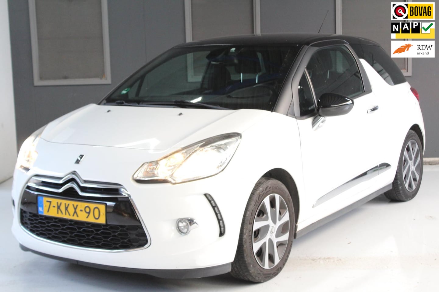 Citroën DS3 - 1.2 VTi Business 1.2 VTi Business - AutoWereld.nl