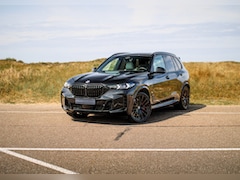 BMW X5 - xDrive50e | Hybrid | Pano | Trekhaak | M Pro | LED