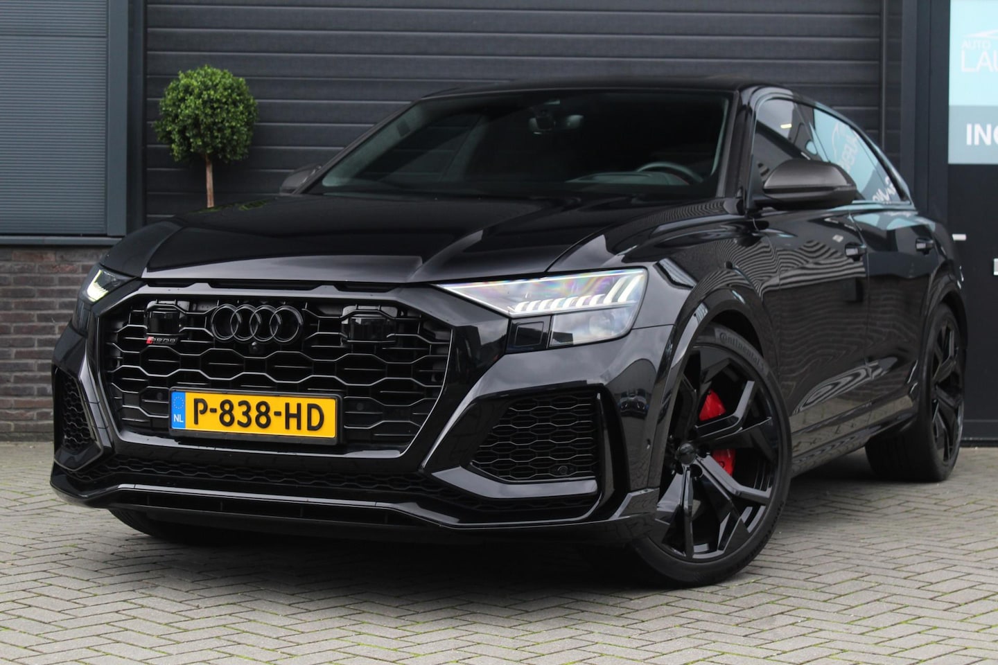 Audi RSQ8 - 4.0 TFSI Quattro | B&O | Keramisch | Pano |  Trekhaak - AutoWereld.nl