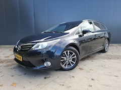 Toyota Avensis Wagon - 2.0 D-4D CAMERA NAVI CRUISE AIRCO TREKHAAK