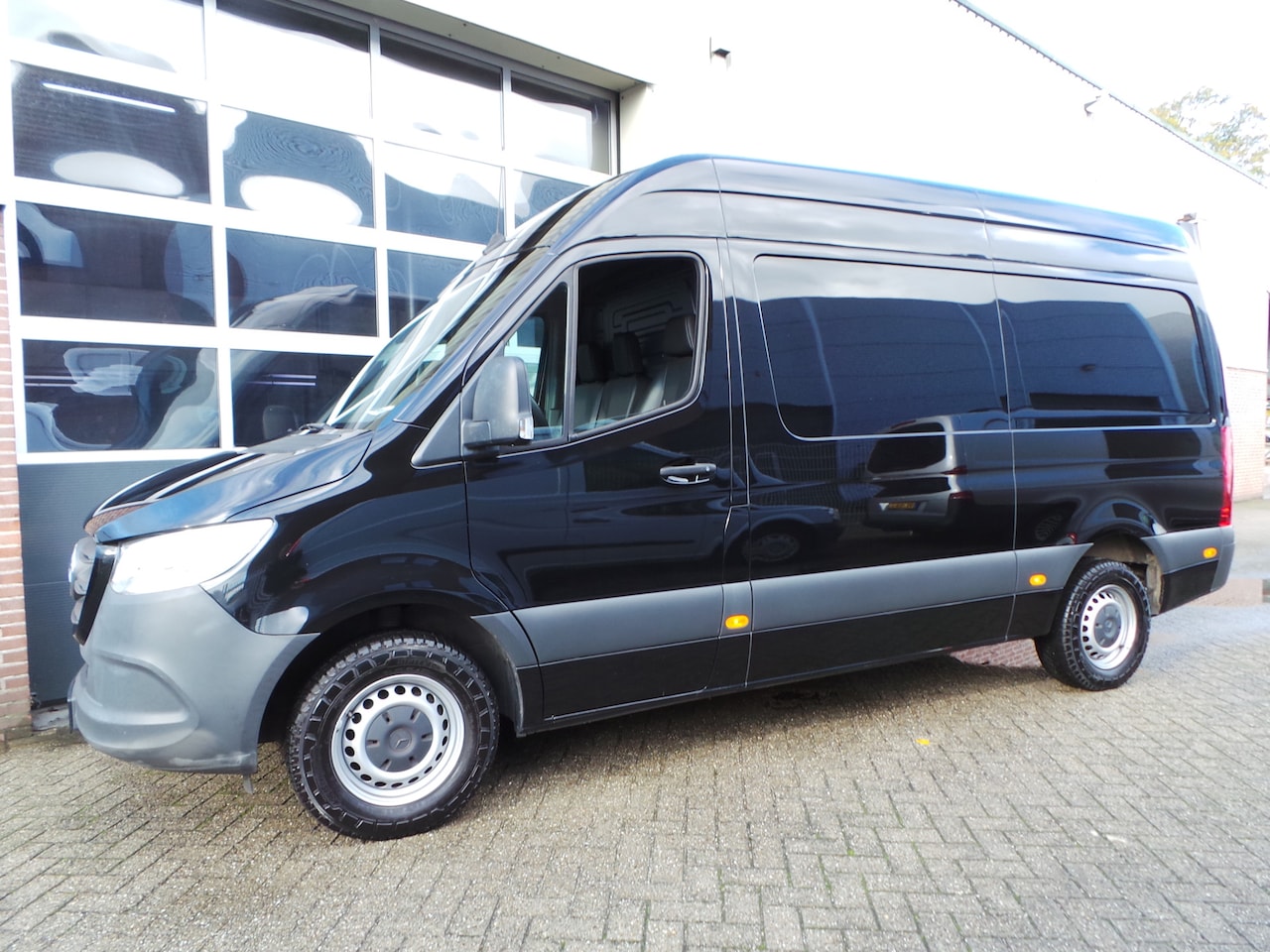 Mercedes-Benz Sprinter - 315 1.9 CDI L2H2 Aut. Laadklep 750kg Airco,Cruise,Navigatie,Enz - AutoWereld.nl