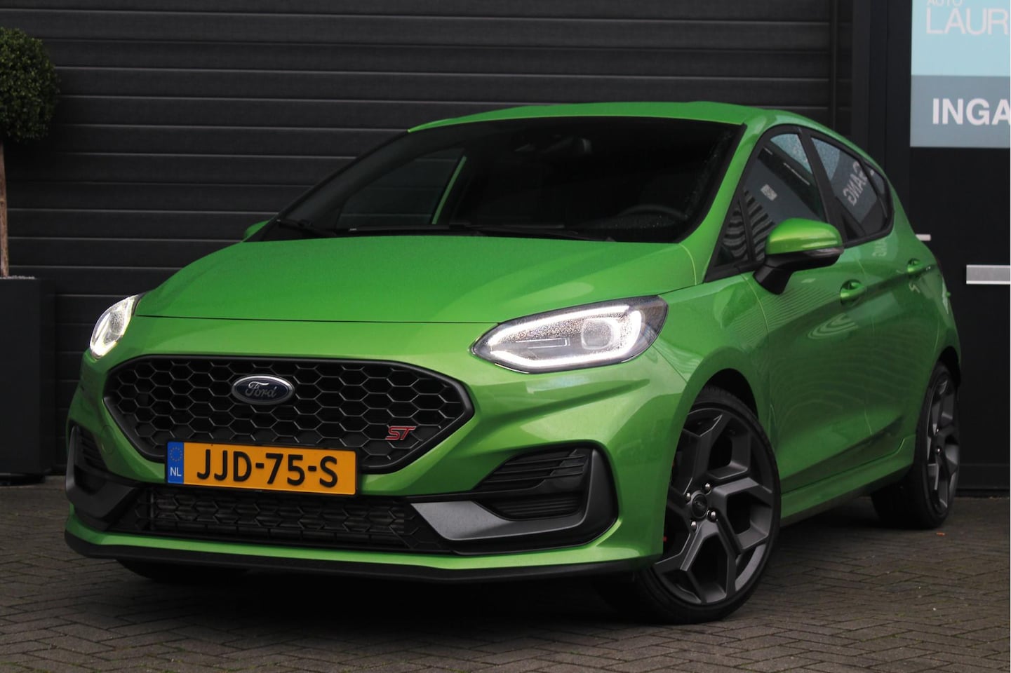 Ford Fiesta - 1.5 EcoBoost ST-3 | Performance Pack | Winterpack | Navigatie | B&O Fabrieksgarantie 05-20 - AutoWereld.nl