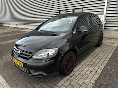 Volkswagen Golf Plus - 1.6 FSI Comfortline Business