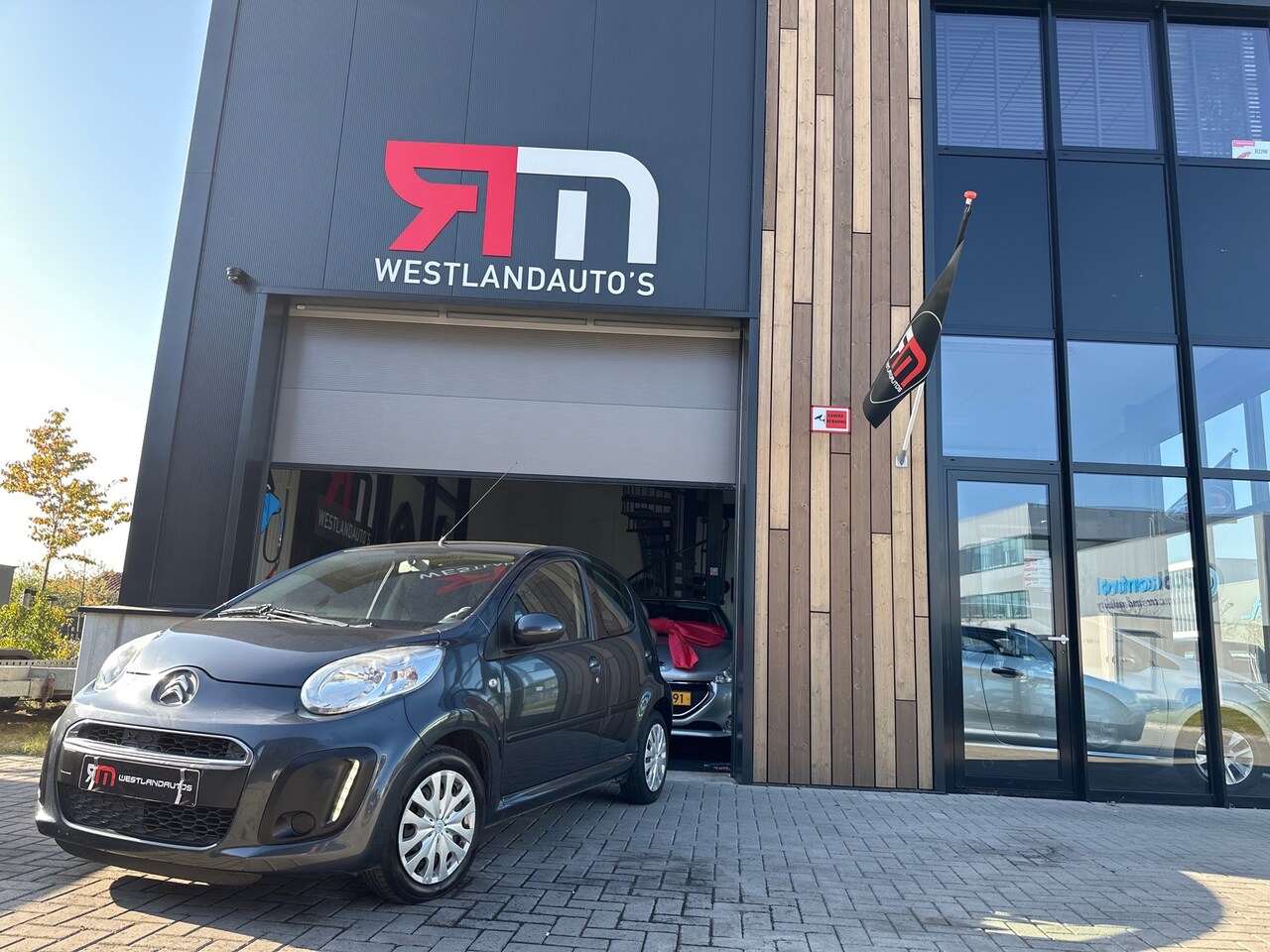 Citroën C1 - 1.0 Attraction/APPLE-CARPLAY/Navi/airco/nieuwe APK/2 sleutels/onderhouds-boekjes/nieuwe mo - AutoWereld.nl