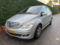 Mercedes-Benz B-klasse - 170|Versnellingsbak maakt lawaai|