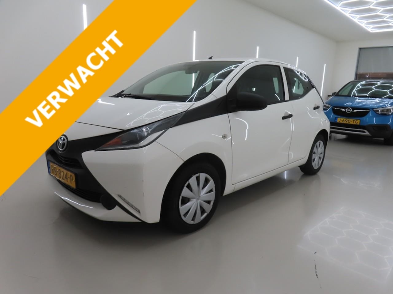 Toyota Aygo - 1.0 VVT-i 69pk 5D x-fun Apple & Android audio - AutoWereld.nl