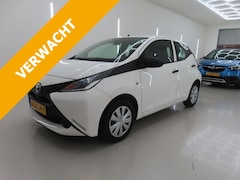 Toyota Aygo - 1.0 VVT-i 69pk 5D x-fun Apple & Android audio
